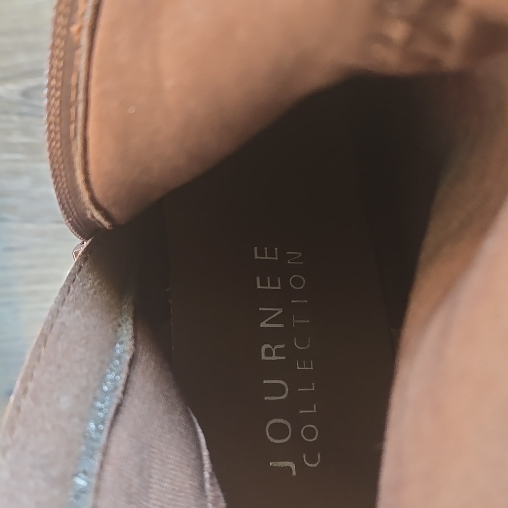 Journee Collection Chocolate Brown Wedge Boots Size 7.5 New *retail $100* - Picture 3 of 6
